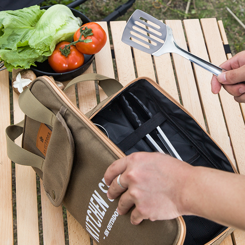 Camping Cooking Gear Set - ชุดเครื่องครัวแคมป์ปิ้ง 8 ชิ้น พร้อมกระเป๋าพกพา อุปกรณ์ทำครัวสำหรับเดินทางกลางแจ้ง กระเป๋าเก็บของ